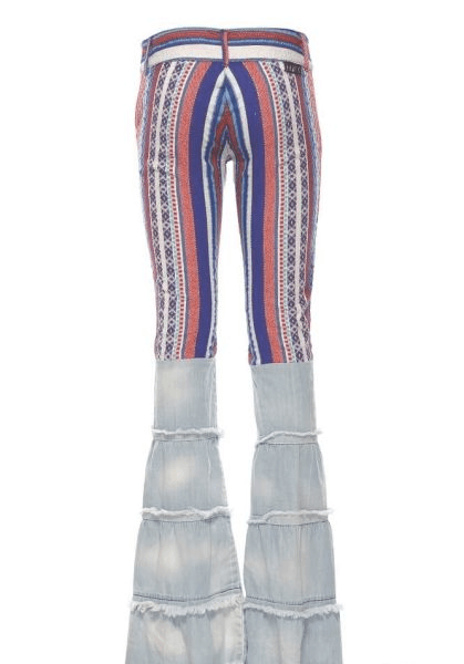 CALÇAS À BOCA DE SINO