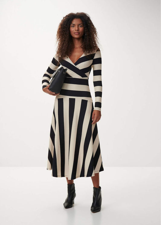 VESTIDO MIDI COM DECOTE TRESPASSADO