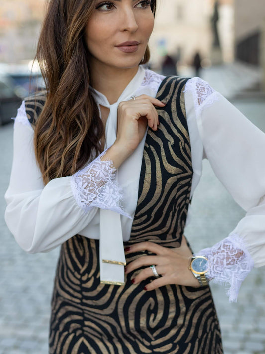 BLUSA RENDA NO OMBRO