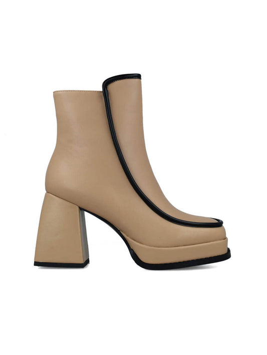 BOTA BEGE COM RISCA PRETA