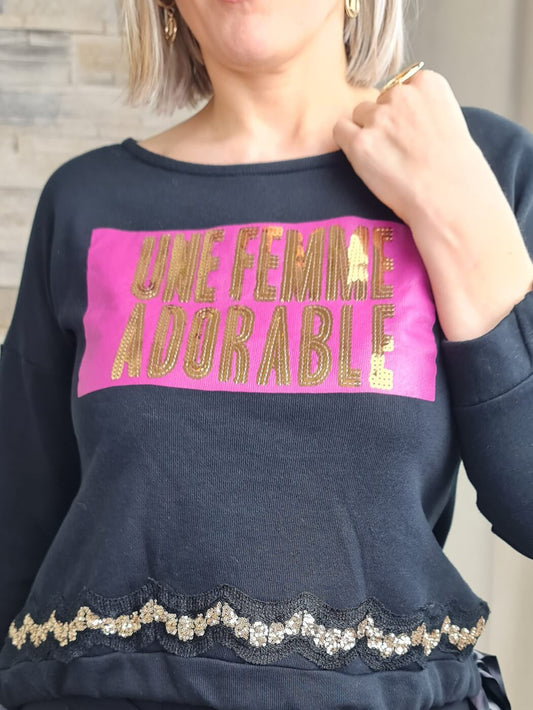 SWEATSHIRT "UNE FEMME ADORABLE"