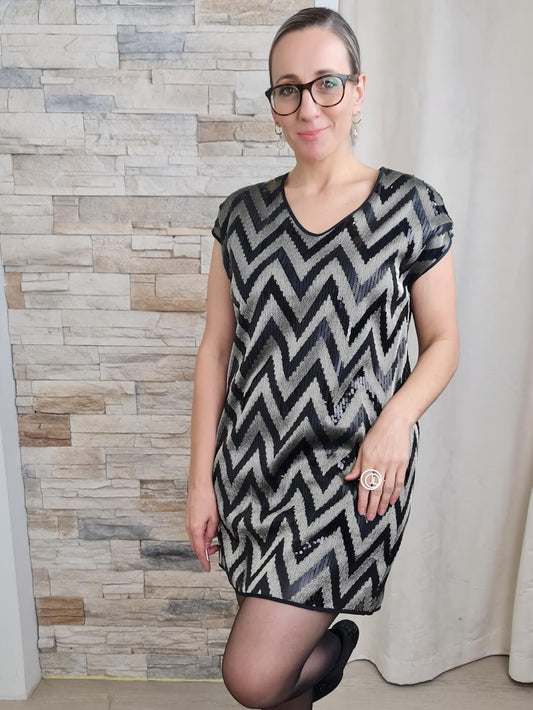 VESTIDO PADRÃO ZIG ZAG