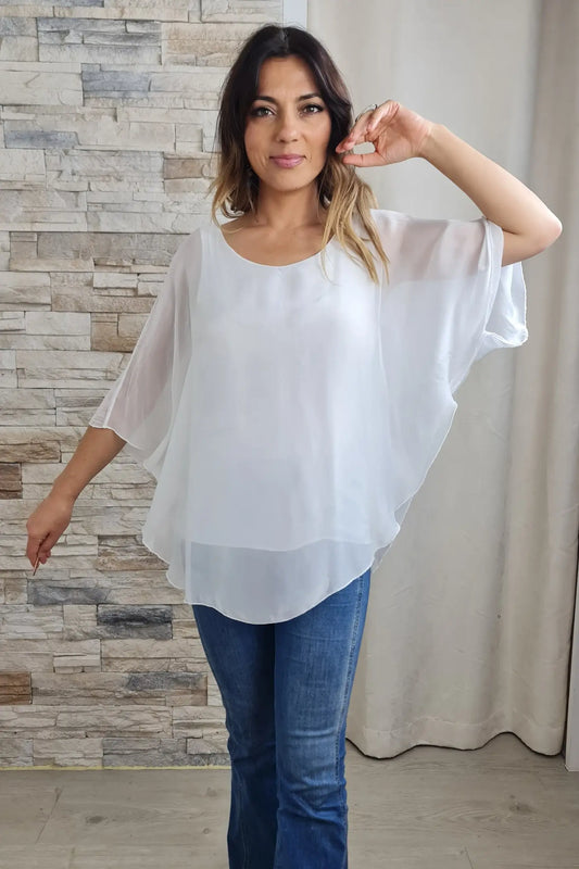 BLUSA FLUÍDA BRANCA COM MANGA MORCEGO