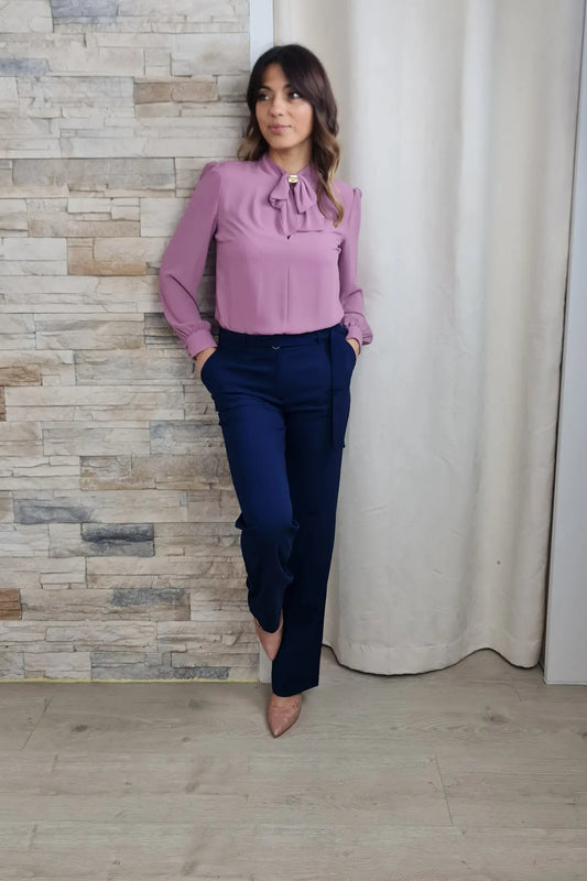 BLUSA DE LAÇO COLARINHO EM ROSA VELHO