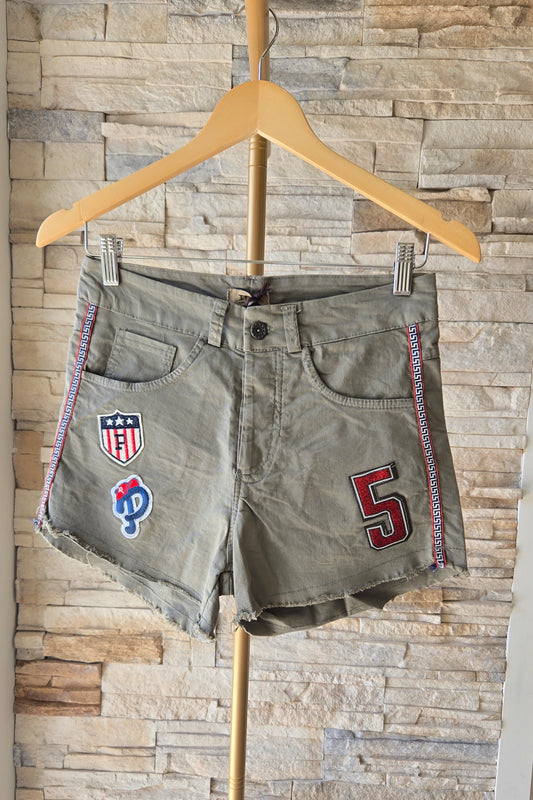 CALÇÕES DE GANGA CURTOS VERDE ESTILO MILITAR