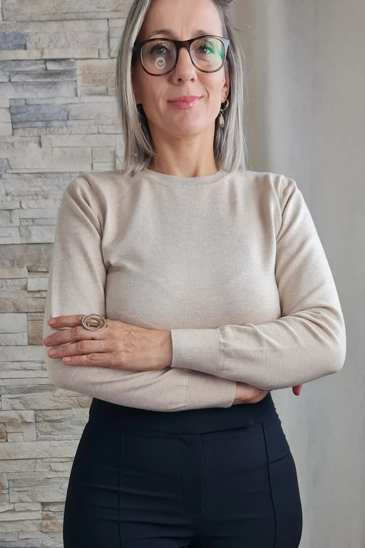 CAMISOLA DE MALHA BEGE COM DECOTE REDONDO