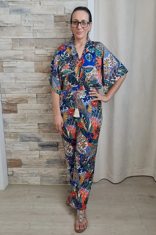 MACACÃO COM ESTAMPADO FLORAL