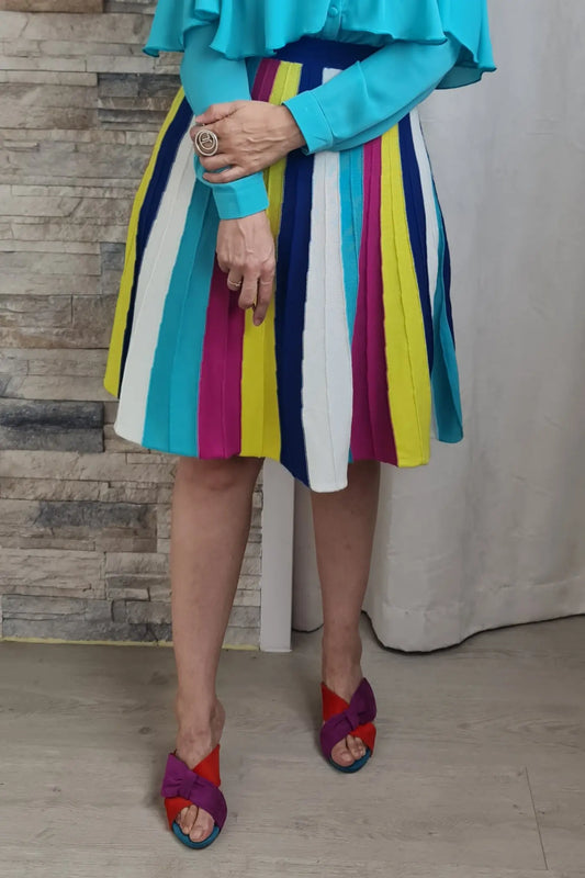 SAIA PLISSADA ÀS RISCAS AZUL