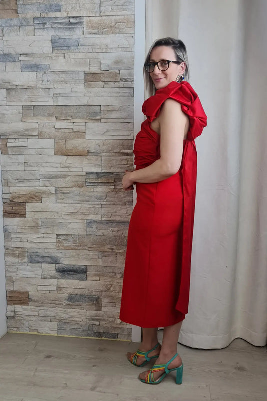 VESTIDO COM BUFANTE SÓ UM OMBRO VERMELHO