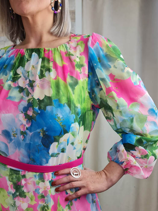 VESTIDO FLORAL ROSA E AZUL