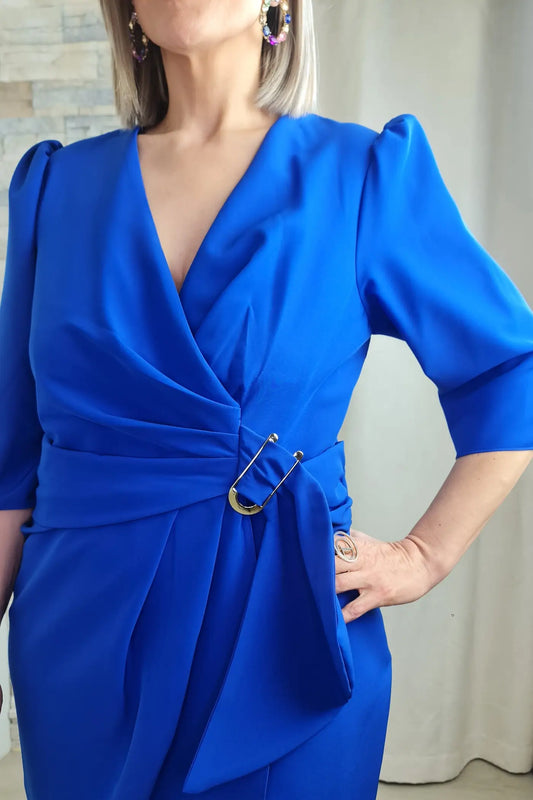 VESTIDO ENTRELAÇADO CINTURA AZUL