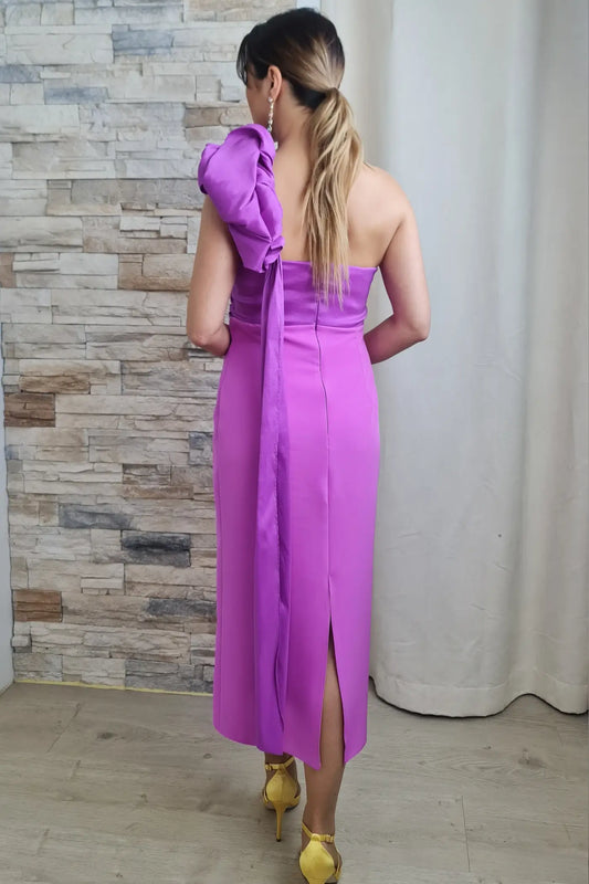 VESTIDO COM BUFANTE SÓ UM OMBRO