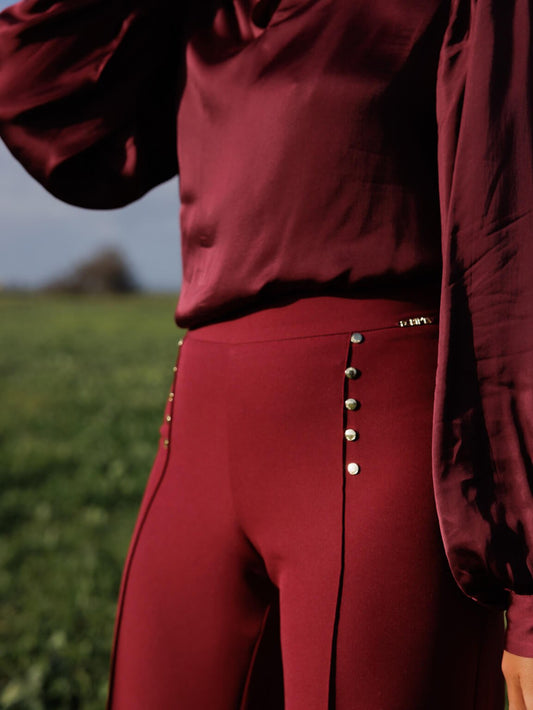 CALÇA LISA DE CORTE FLUÍDO