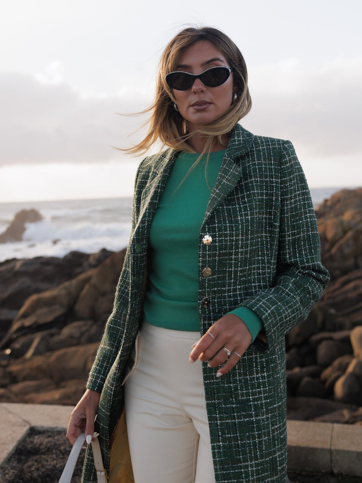 CAMISOLA DE MALHA COM DECOTE REDONDO