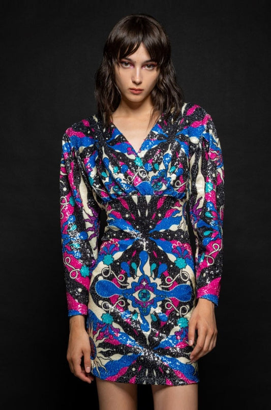 Vestido Curto de Lantejoulas