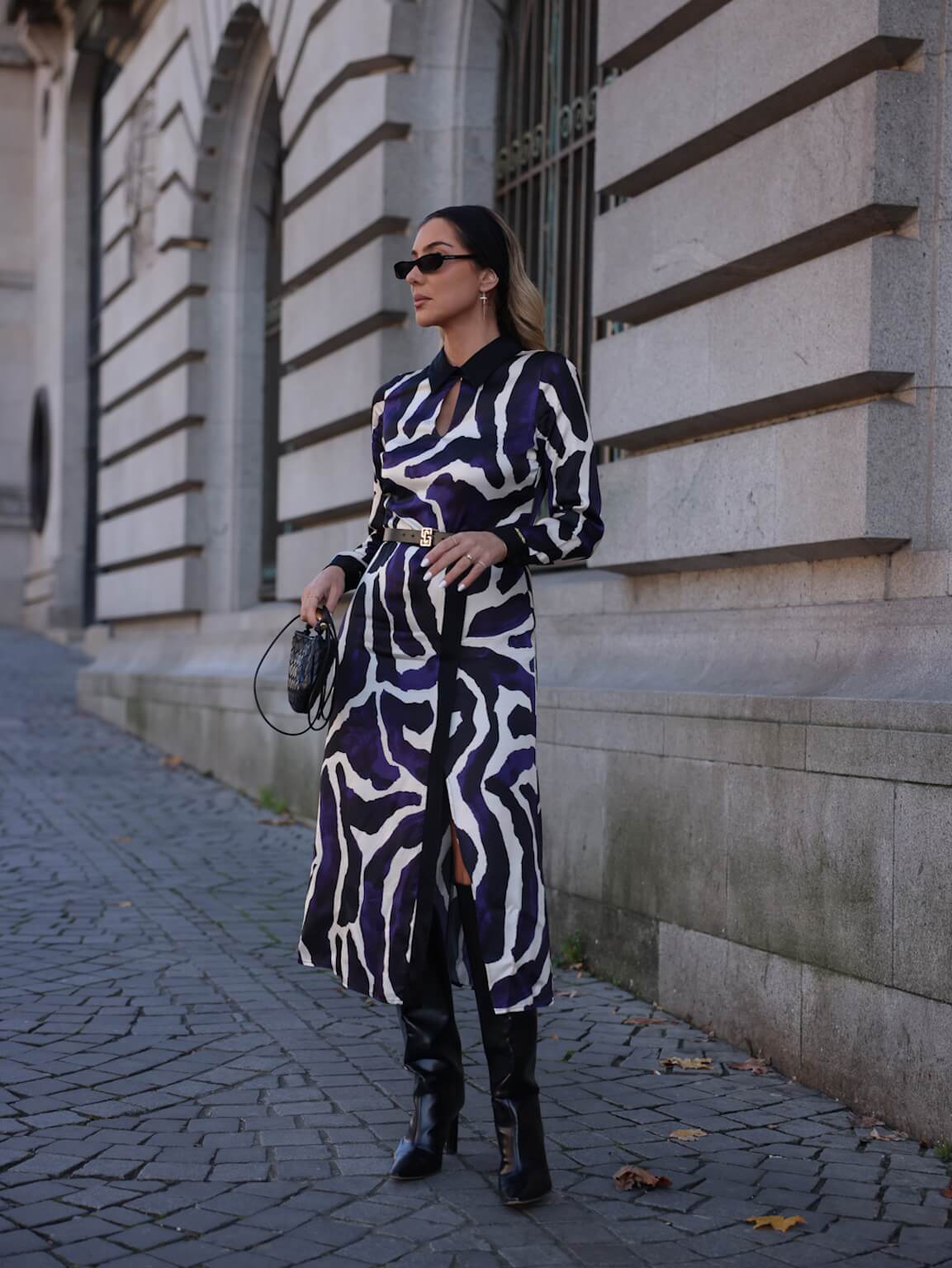 VESTIDO ESTAMPADO COM CINTO