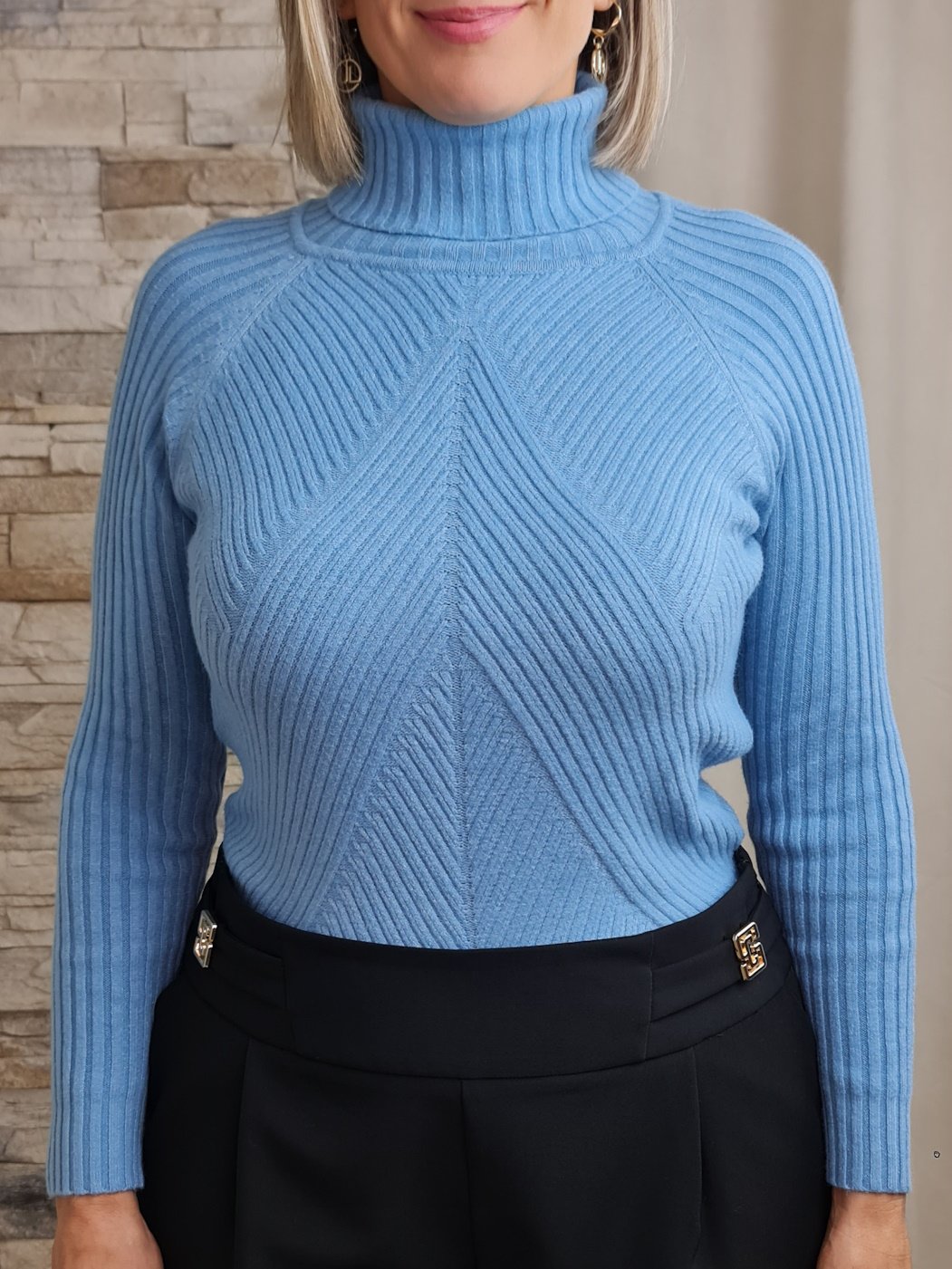 CAMISOLA DE MALHA GOLA ALTA AZUL
