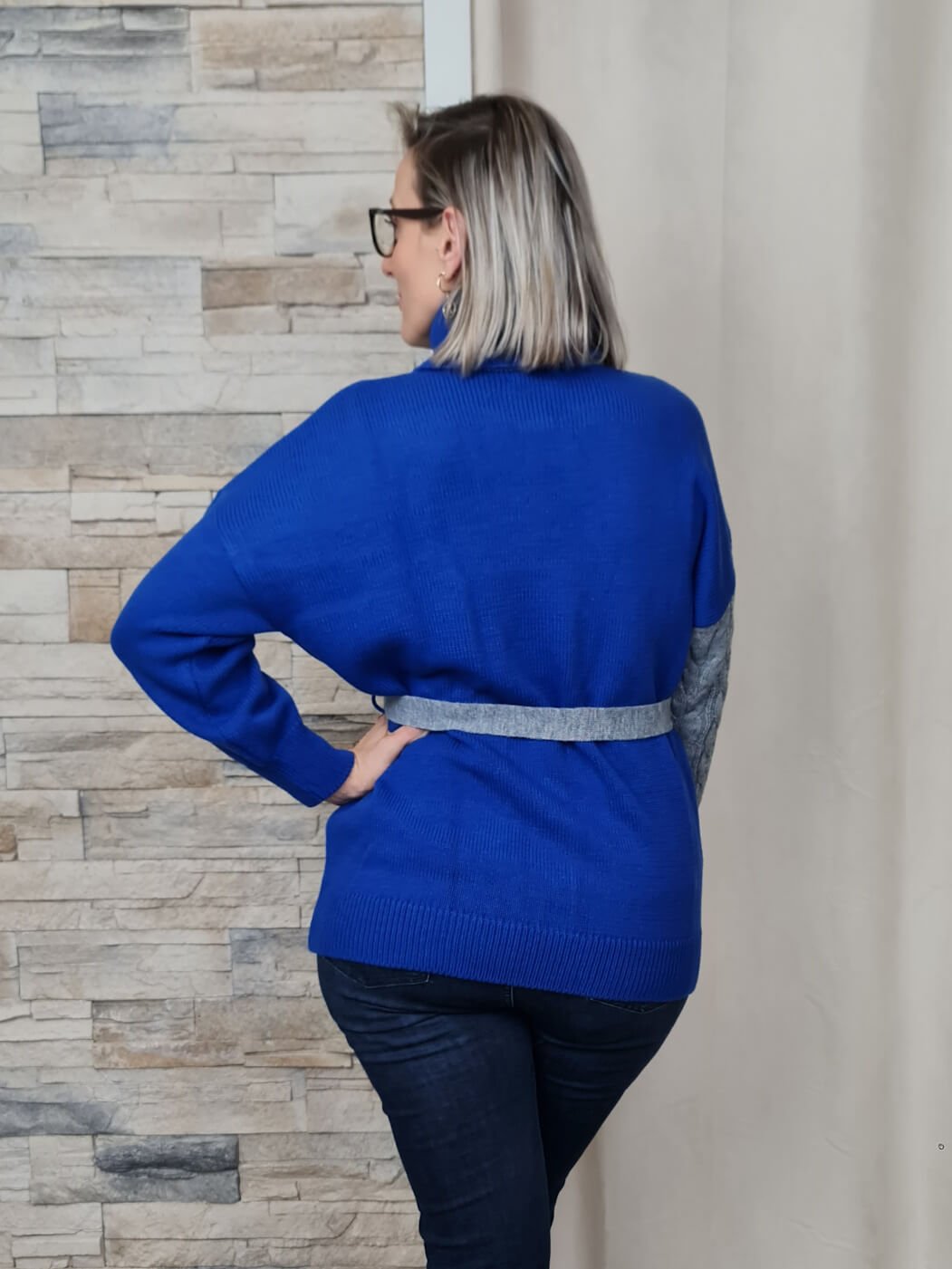 Camisola com Gola Amovível