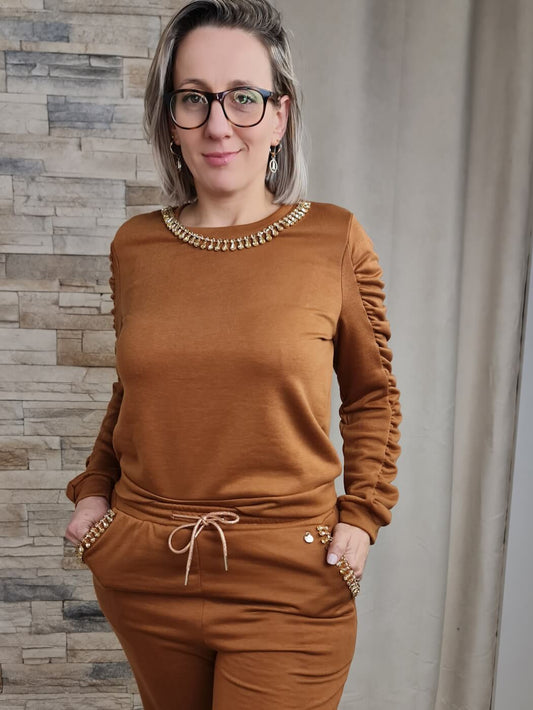 SWEATSHIRT CAMEL C/ COLAR DE BRILHANTES