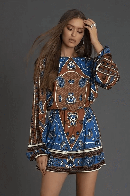 VESTIDO CURTO CASTANHO-AZUL