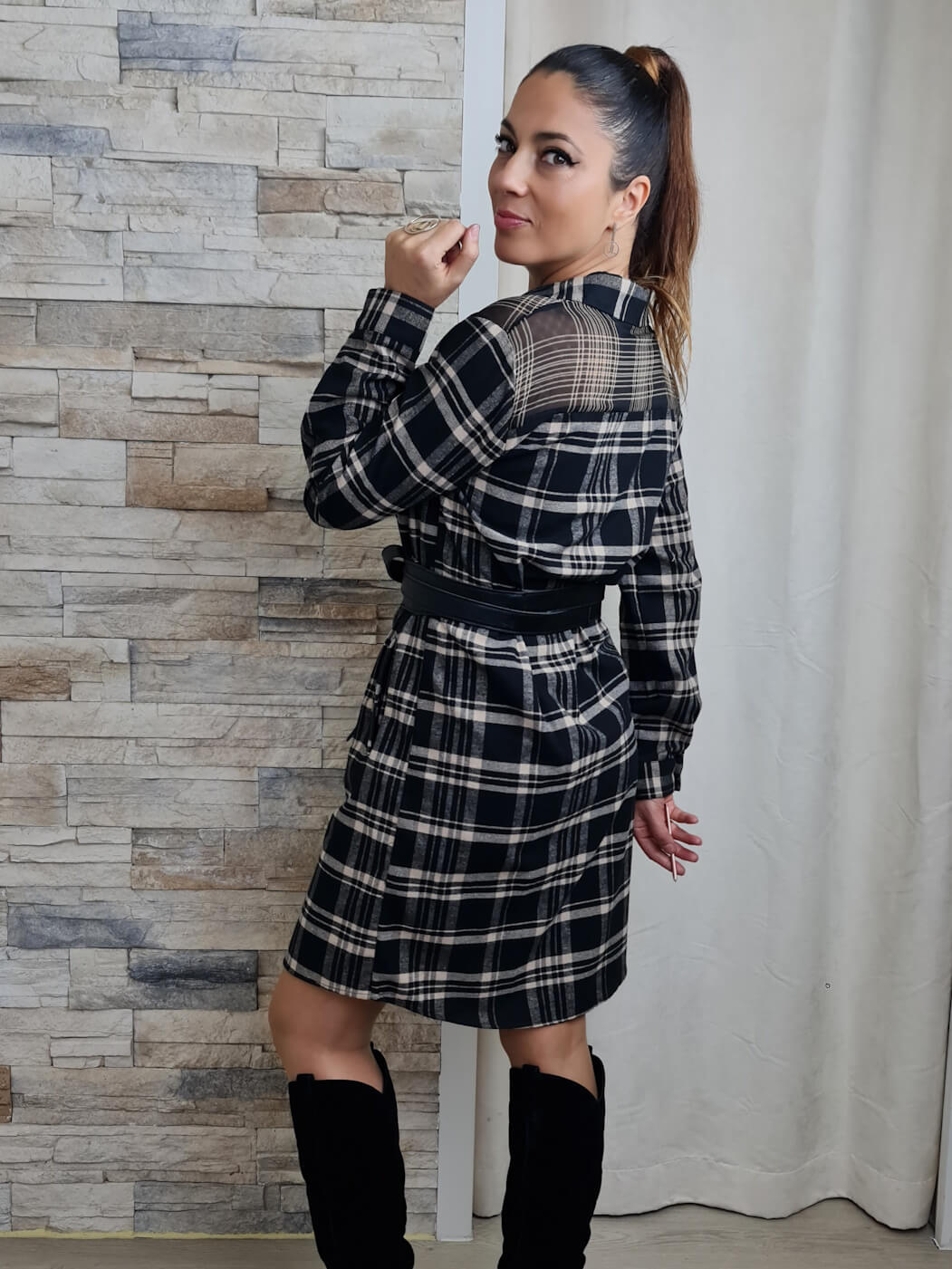 VESTIDO CAMISEIRO COM DETALHE EM FLANELA