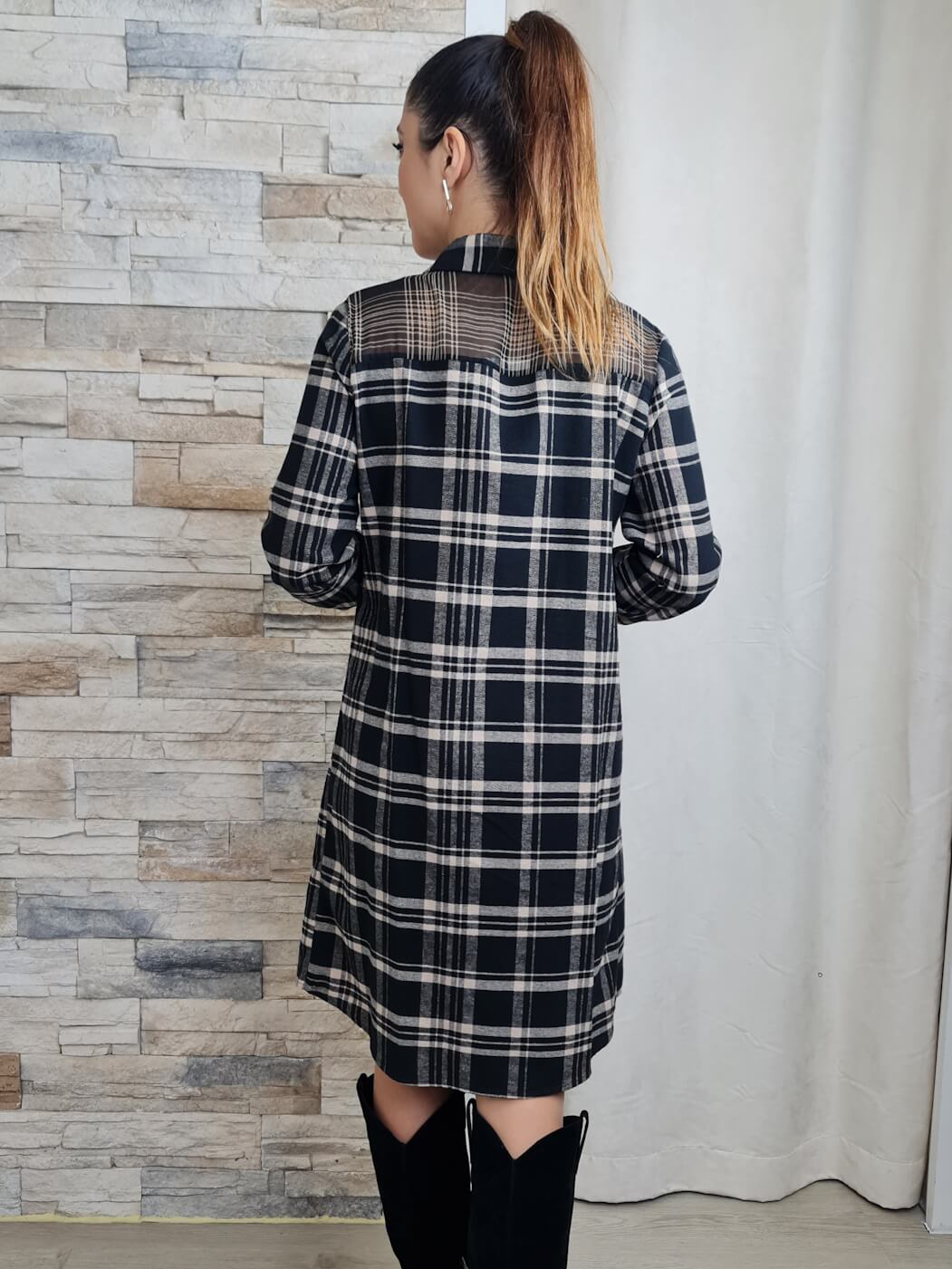 VESTIDO CAMISEIRO COM DETALHE EM FLANELA