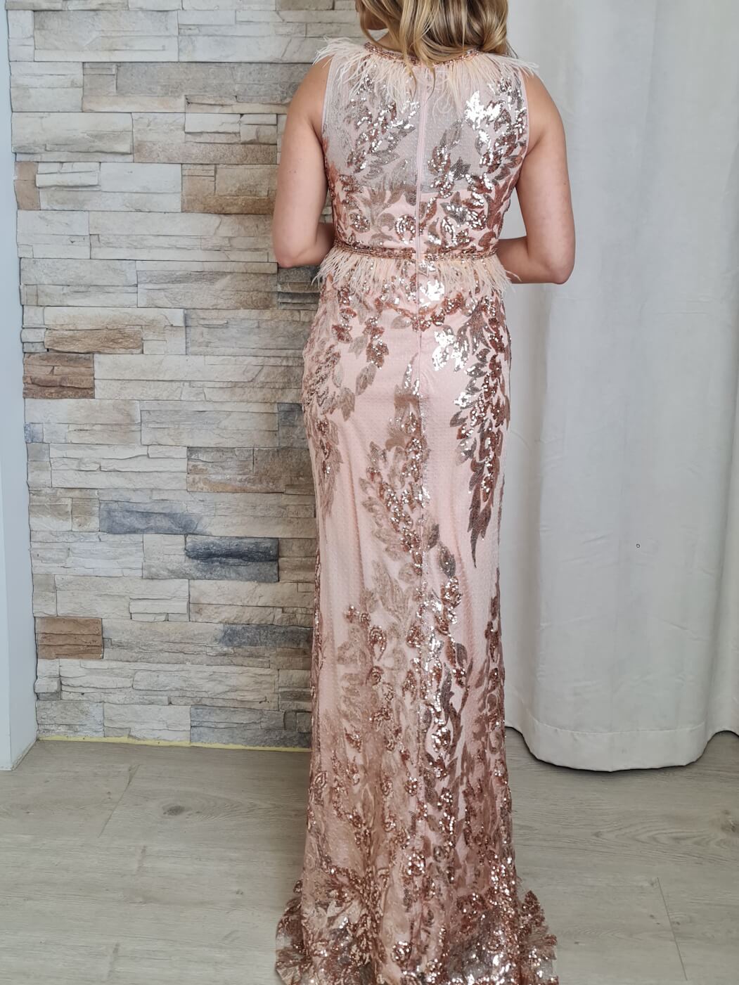 VESTIDO DE CERIMÓNIA JUSTO COM LANTEJOULA