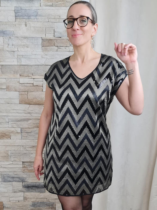 VESTIDO PADRÃO ZIG ZAG