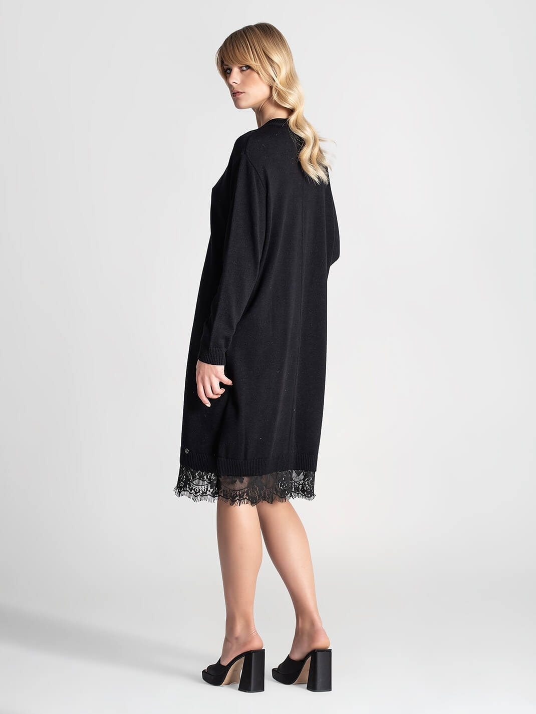 RUGA 3176 Vestido renda JOLOVERS