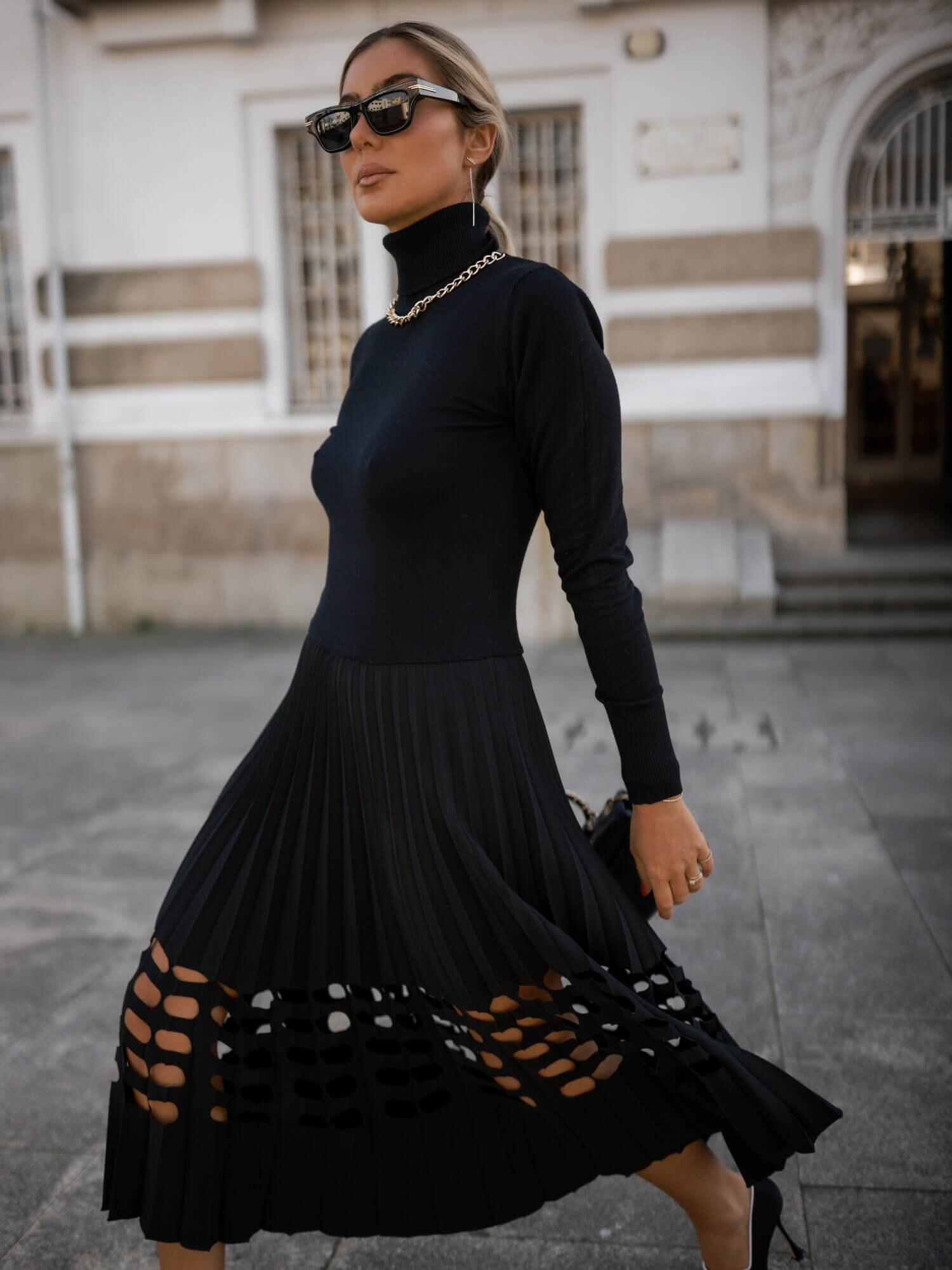 SCRIPTA 225119 Vestido de gola com saia plissada JOLOVERS