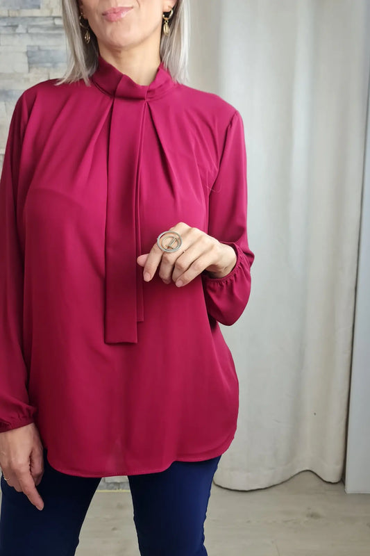 BLUSA BORDEAUX COM EFEITO DE GRAVATA