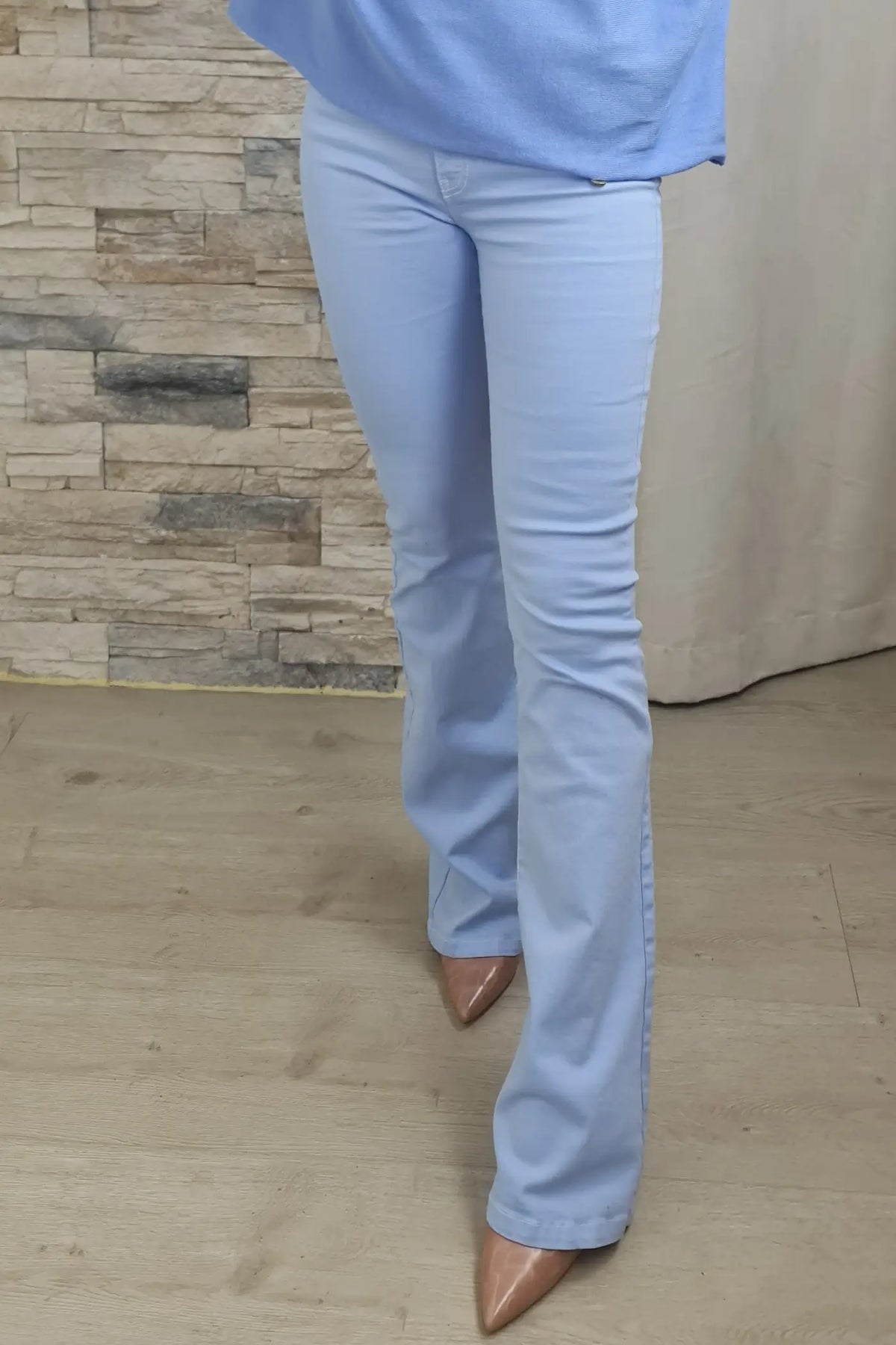 CALÇA DE GANGA À BOCA DE SINO