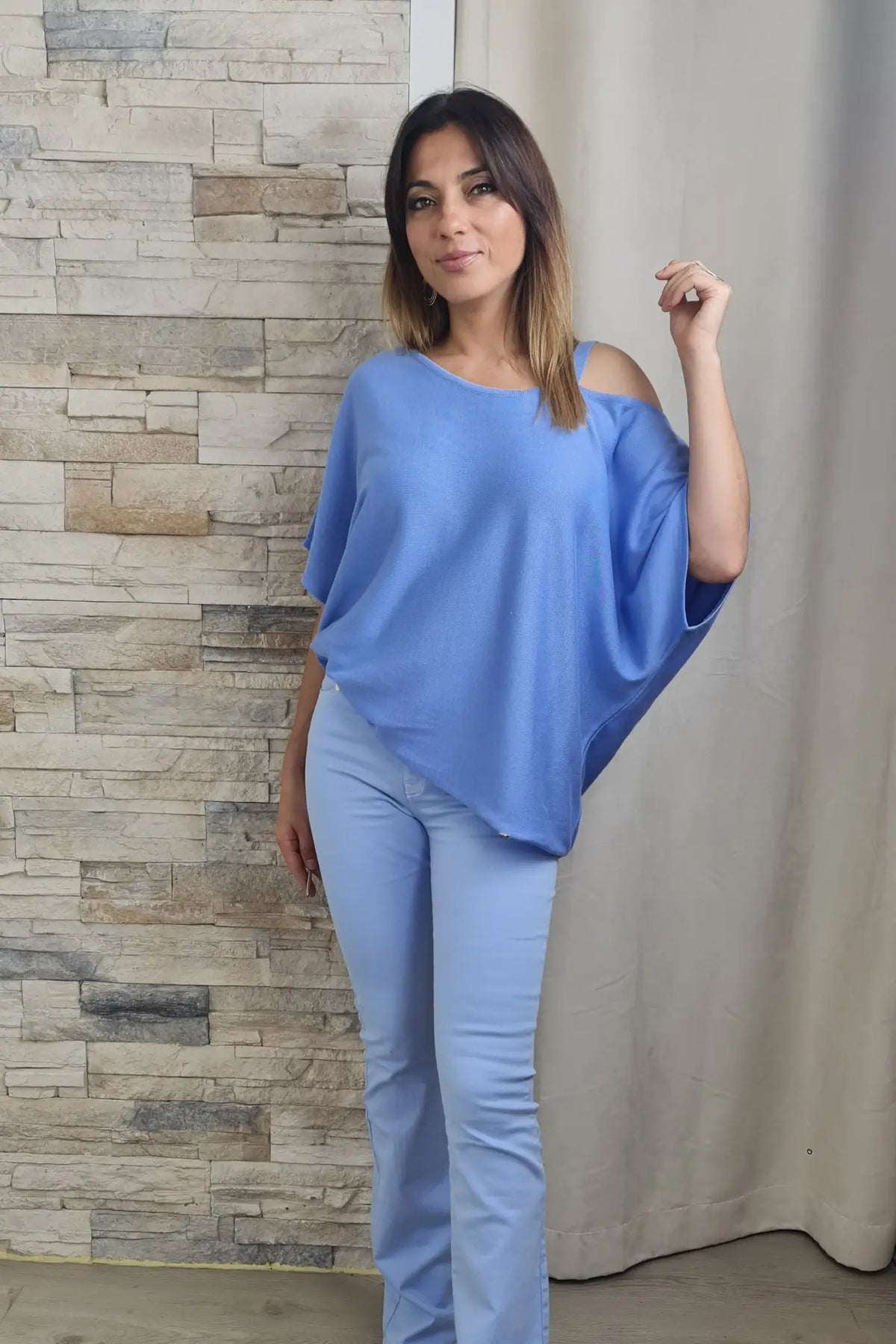 CAMISOLA VIOLETA COM ALÇA AJUSTÁVEL