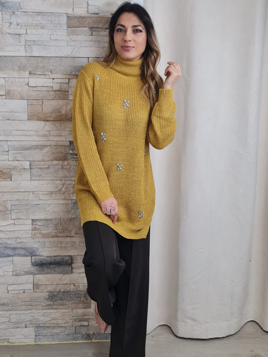 CAMISOLA DE MALHA C/ APLICAÇÕES DE BRILHANTES