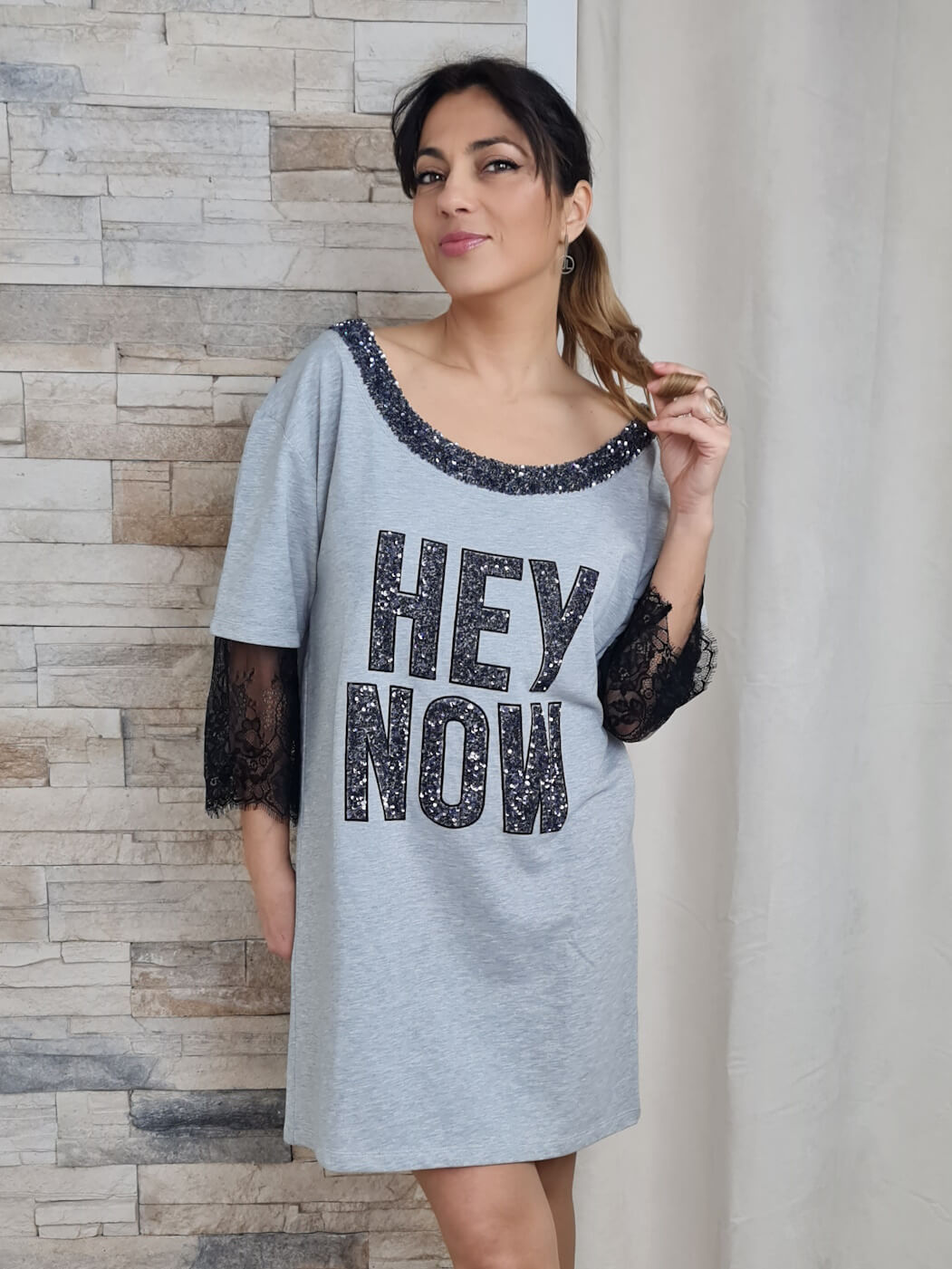 CAMISOLA SWEATSHIRT "HEY NOW"