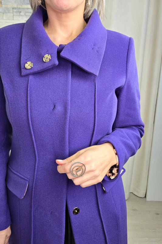 CASACO DE FAZENDA COM GOLA E BOLSOS ROXO