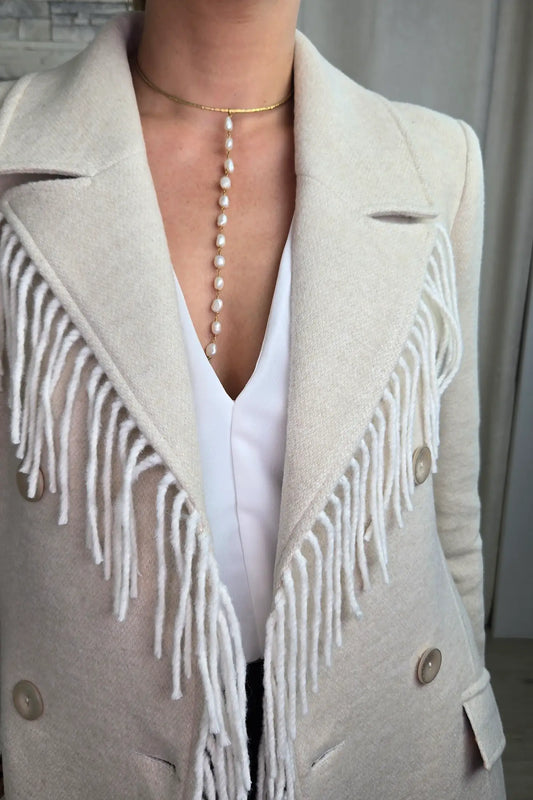 CASACO COMPRIDO COM DETALHE DE FRANJA