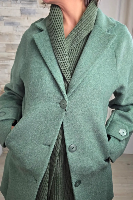 CASACO COM GOLA COM EFEITO CANELADO