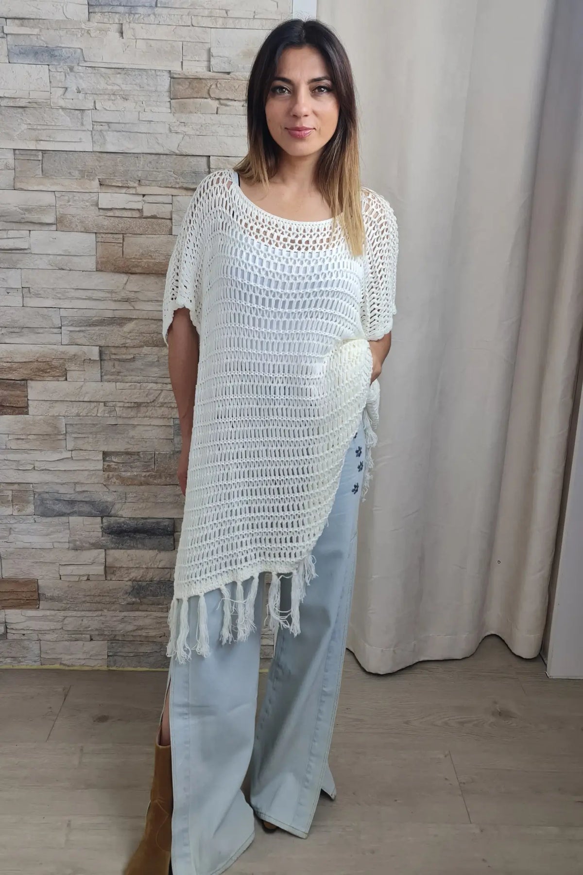 PONCHO PERFURADO BRANCO