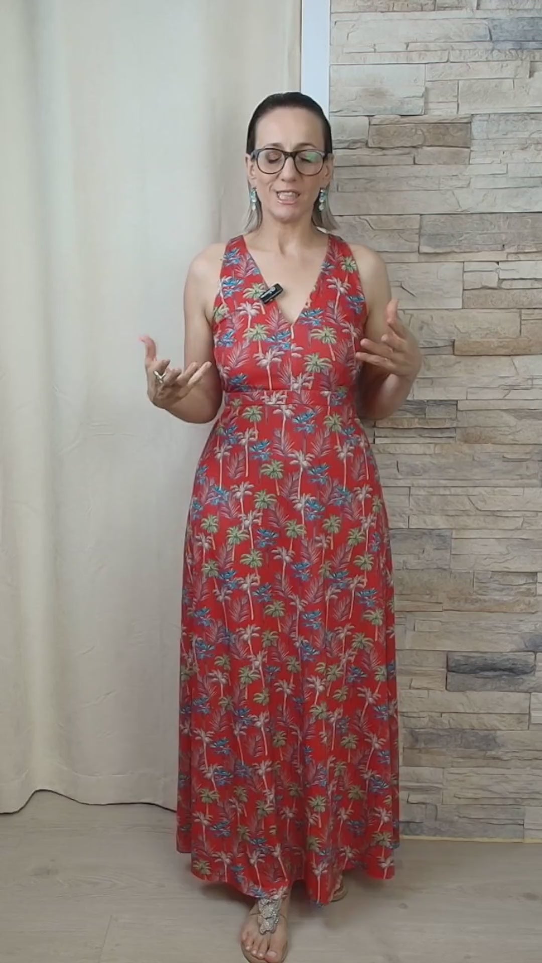 VESTIDO COMPRIDO VERMELHO COM ESTAMPADO PALMEIRAS