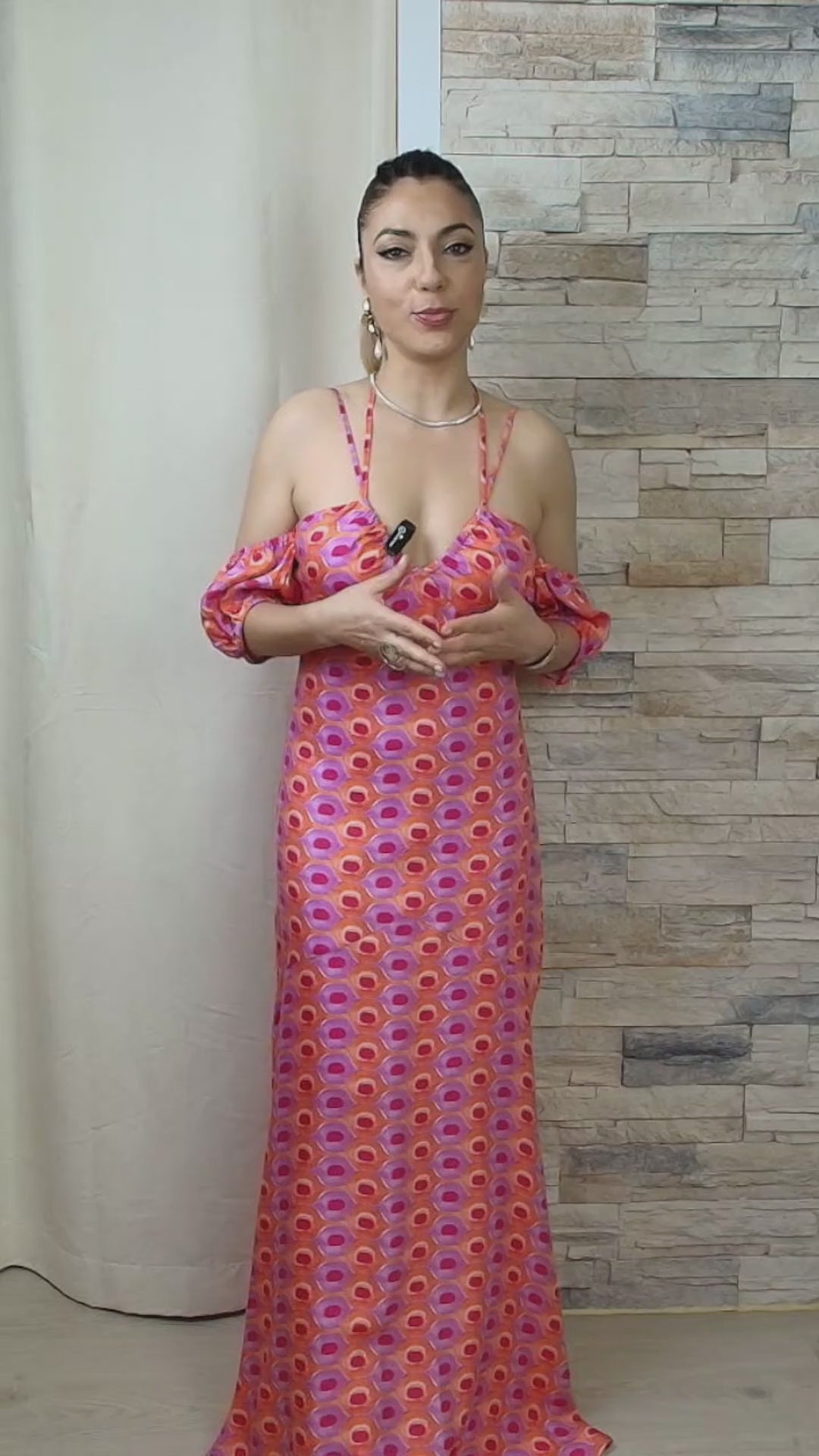 VESTIDO LINHA A OMBRO FRIO LONGO