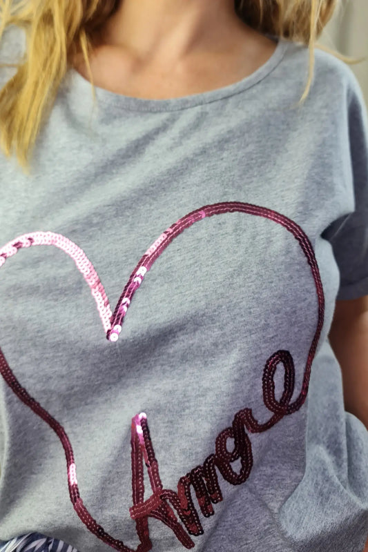 T-SHIRT CORAÇÃO LOVE CINZENTA