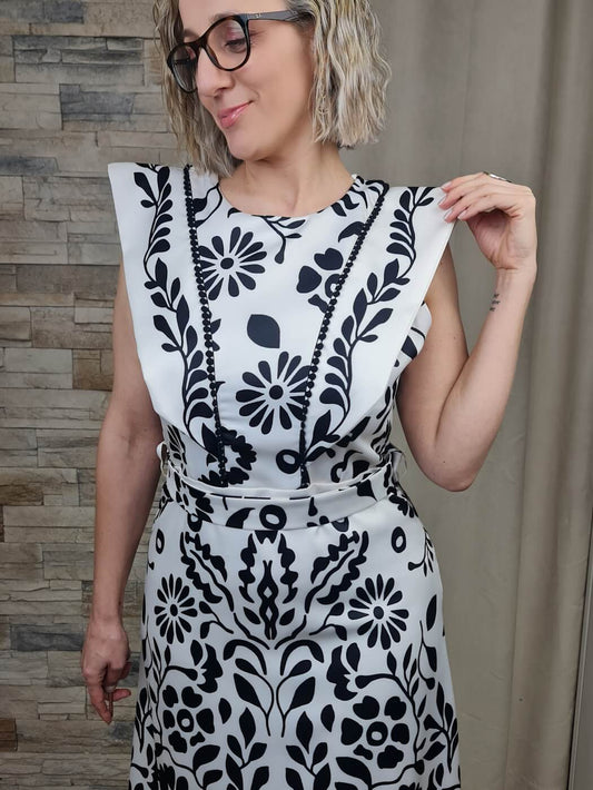 VESTIDO MIDI COM ESTAMPADO FLORAL