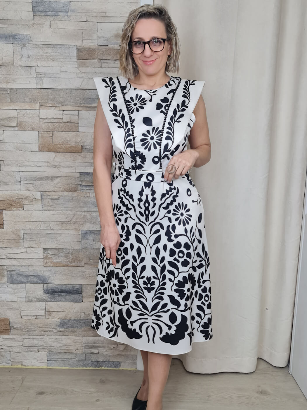 VESTIDO DE CERIMÓNIA MIDI COM ESTAMPADO FLORAL