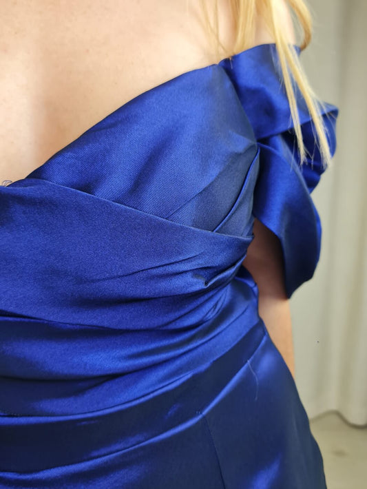 VESTIDO DE CERIMÓNIA AZUL ROYAL COM INSPIRAÇÃO SEREIA