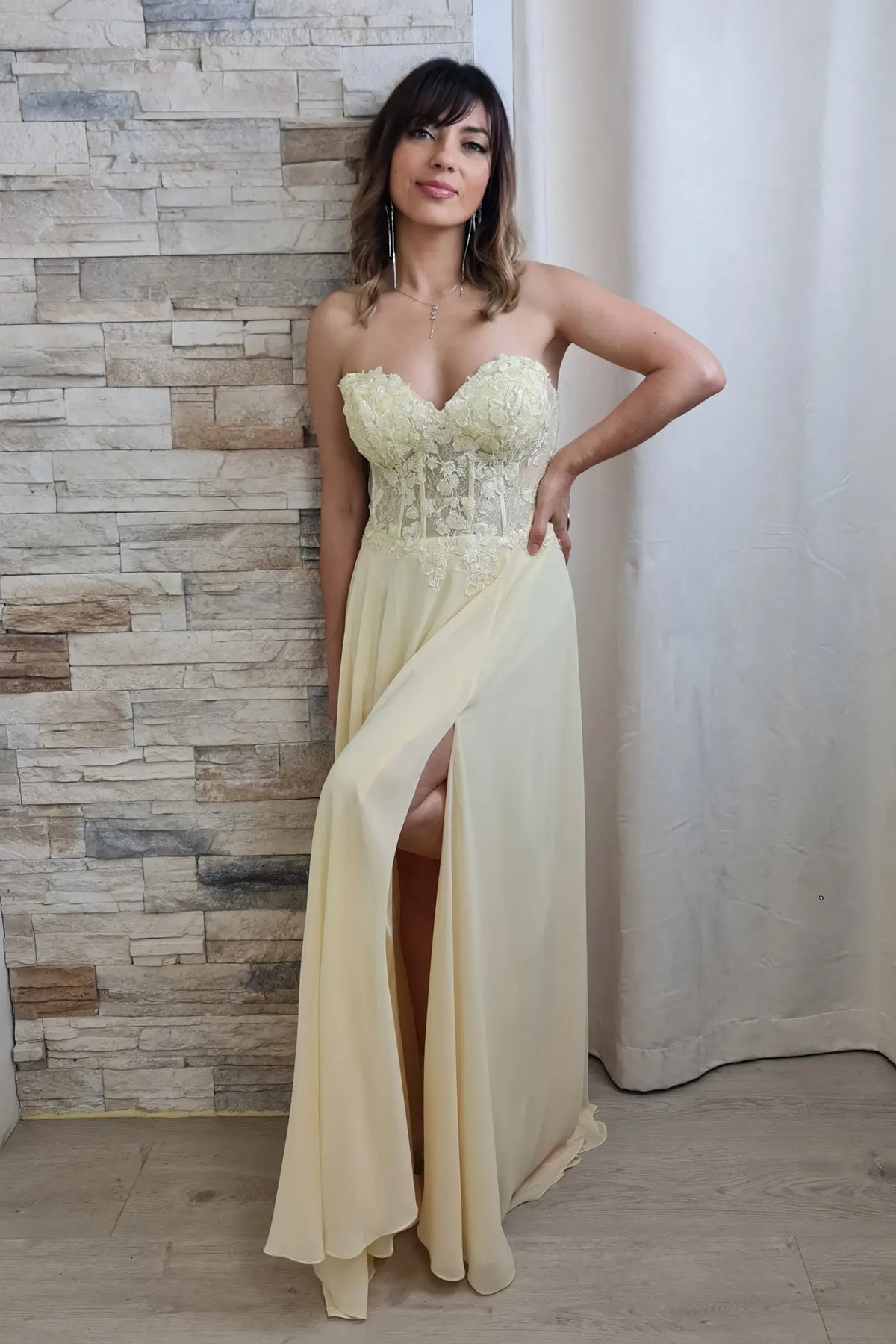 VESTIDO CERIMÓNIA CAI-CAI AMARELO