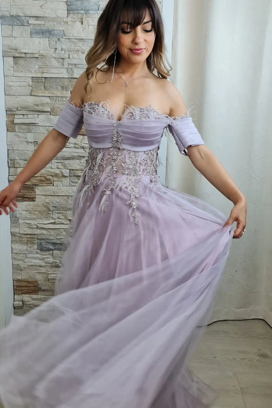 VESTIDO DE CERIMÓNIA ESTILO PRINCESA EM LILÁS