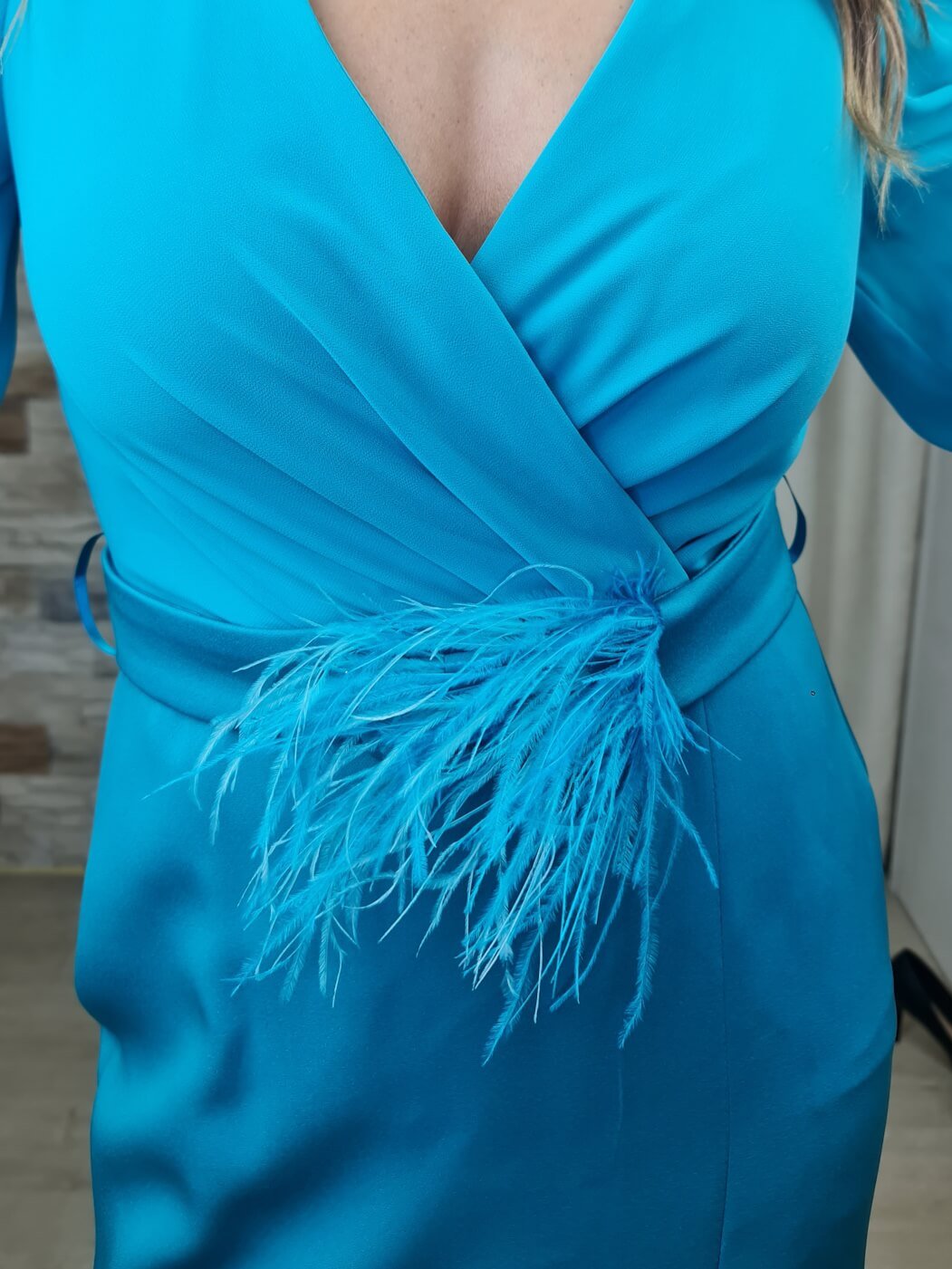 VESTIDO DE CERIMÓNIA COMPRIDO AZUL TURQUESA COM MANGAS