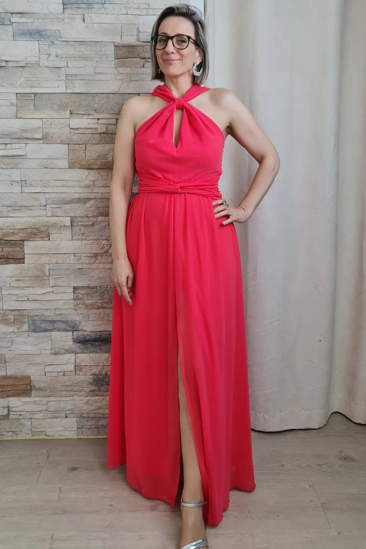 VESTIDO COMPRIDO COM DECOTE ENTRELAÇADO