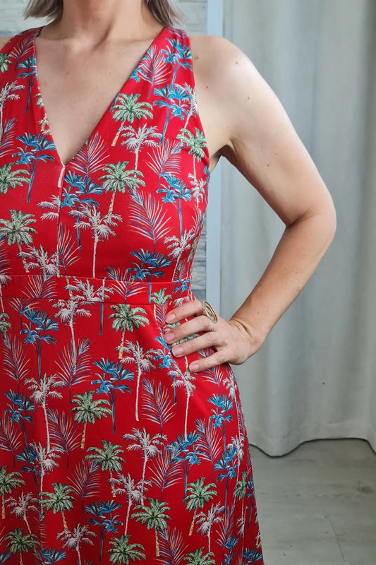 VESTIDO COMPRIDO VERMELHO COM ESTAMPADO PALMEIRAS